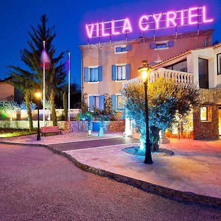 Villa Cyriel Contes  Екстериор снимка