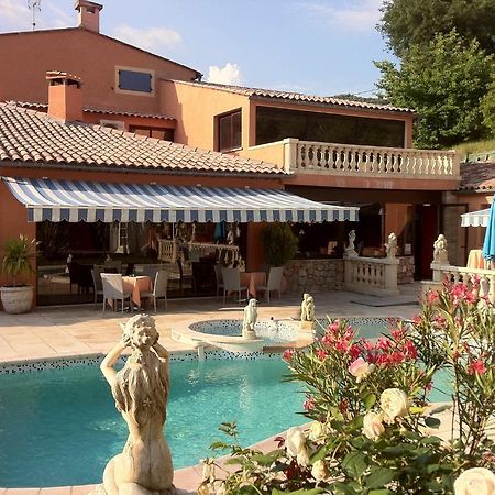 Villa Cyriel Contes  Екстериор снимка