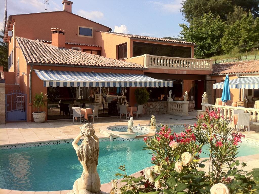 Villa Cyriel Contes  Екстериор снимка